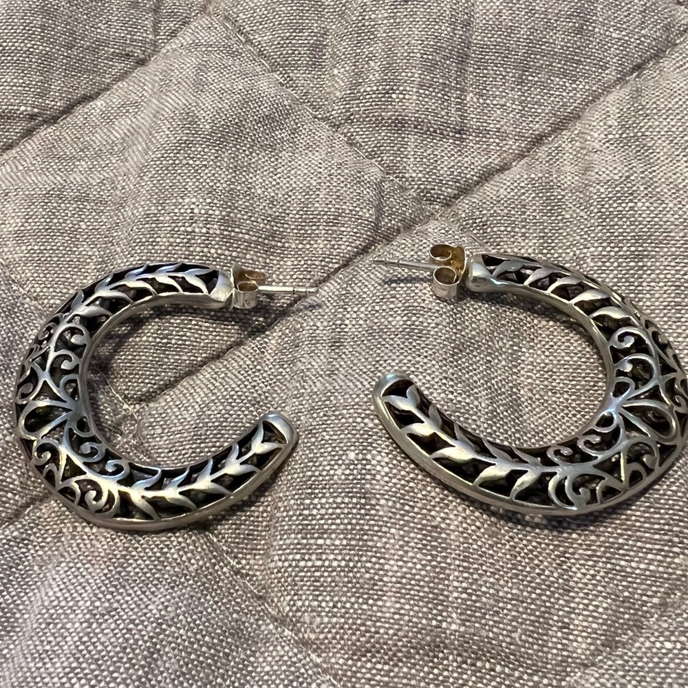 Silpada sterling silver hoop earrings